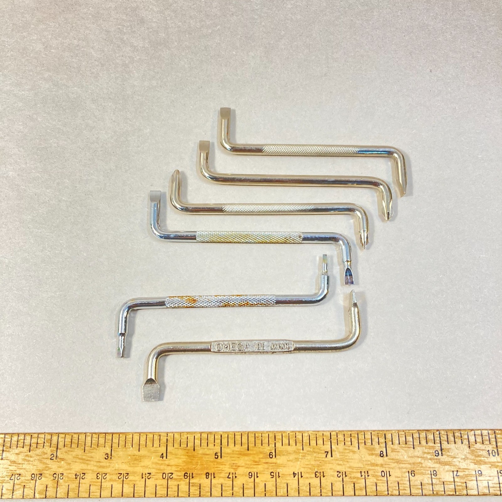 Offset Screwdriver Lot 6 Pc Phillips Flat Slotted Square Head w/ 1 Omega