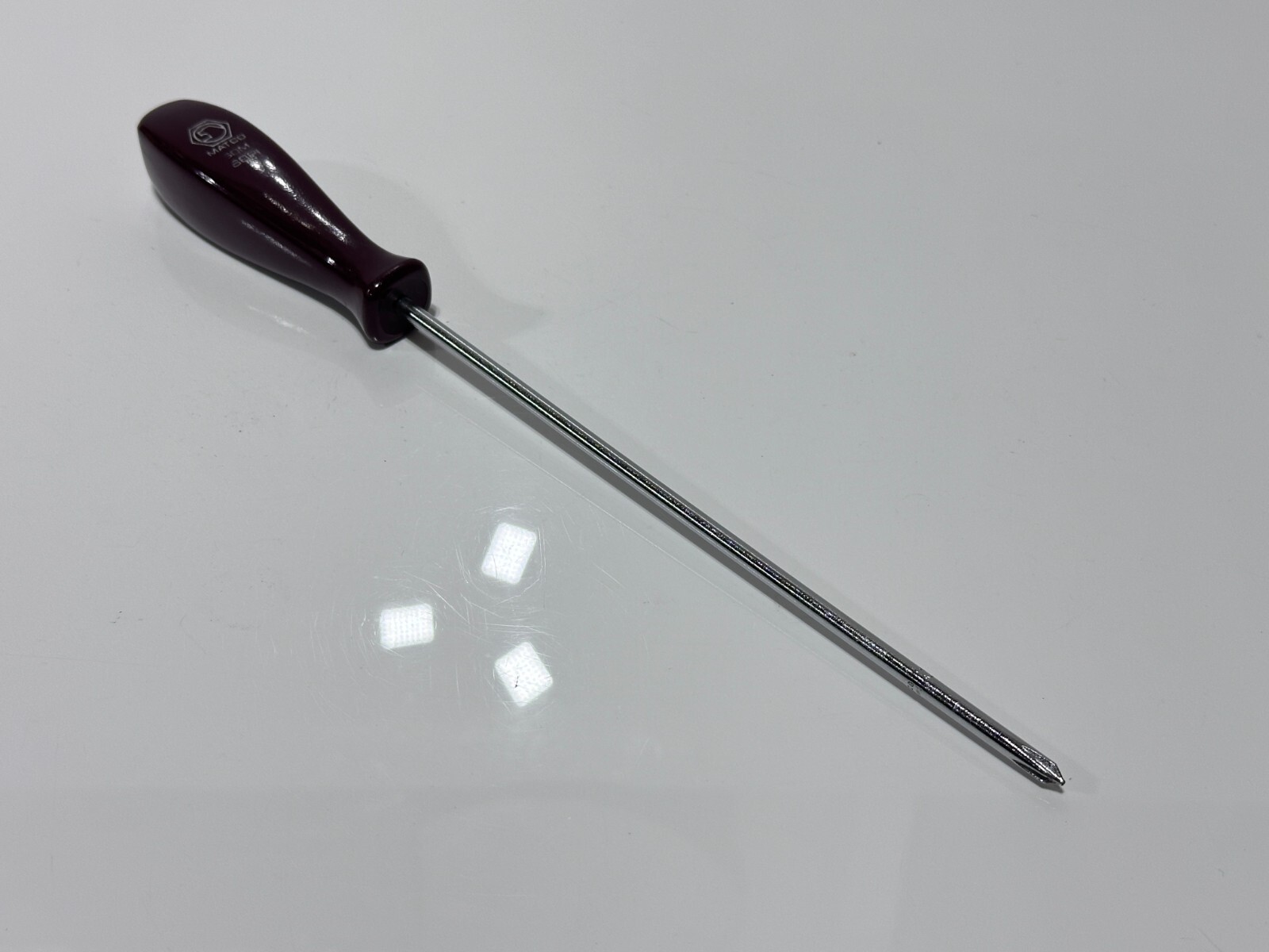 Matco Tools USA SDM 68PI Phillips Tip Long Shaft Screwdriver MAROON HARD HANDLE