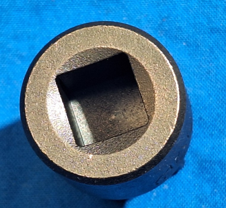 Mac Tools AP1624 1/2″ drive to 3/4″ drive impact adapter socket with locking pin