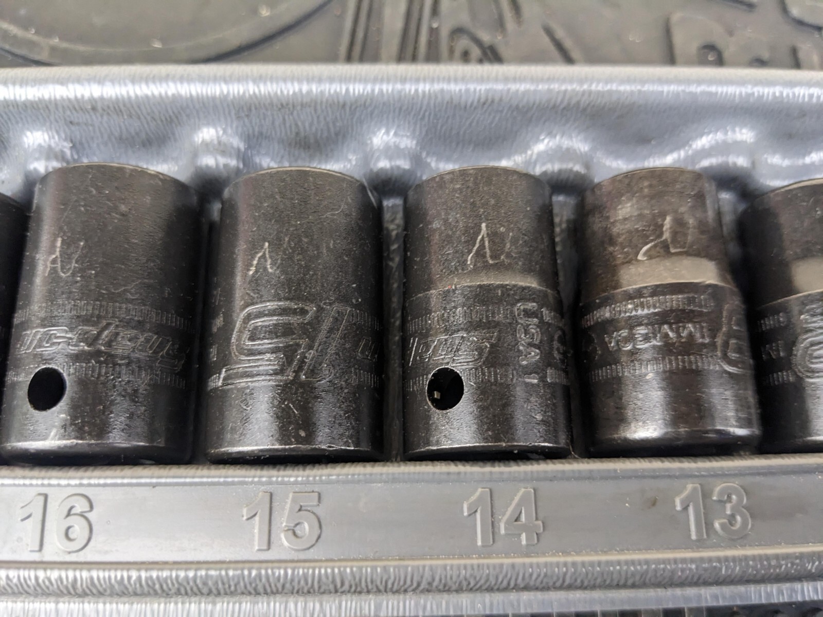 #bb249 Snap On 1/2″ drive 10 t0 19 mm 6-point Shallow Impact Socket Set 310IMMYA