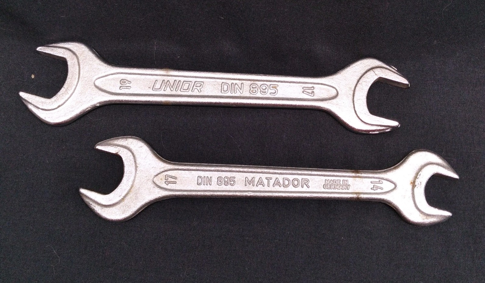 Mercedes-Benz Walter Wrenchs (17mm x 19mm) UNIOR (14mm x 17mm) Matador DIN 895