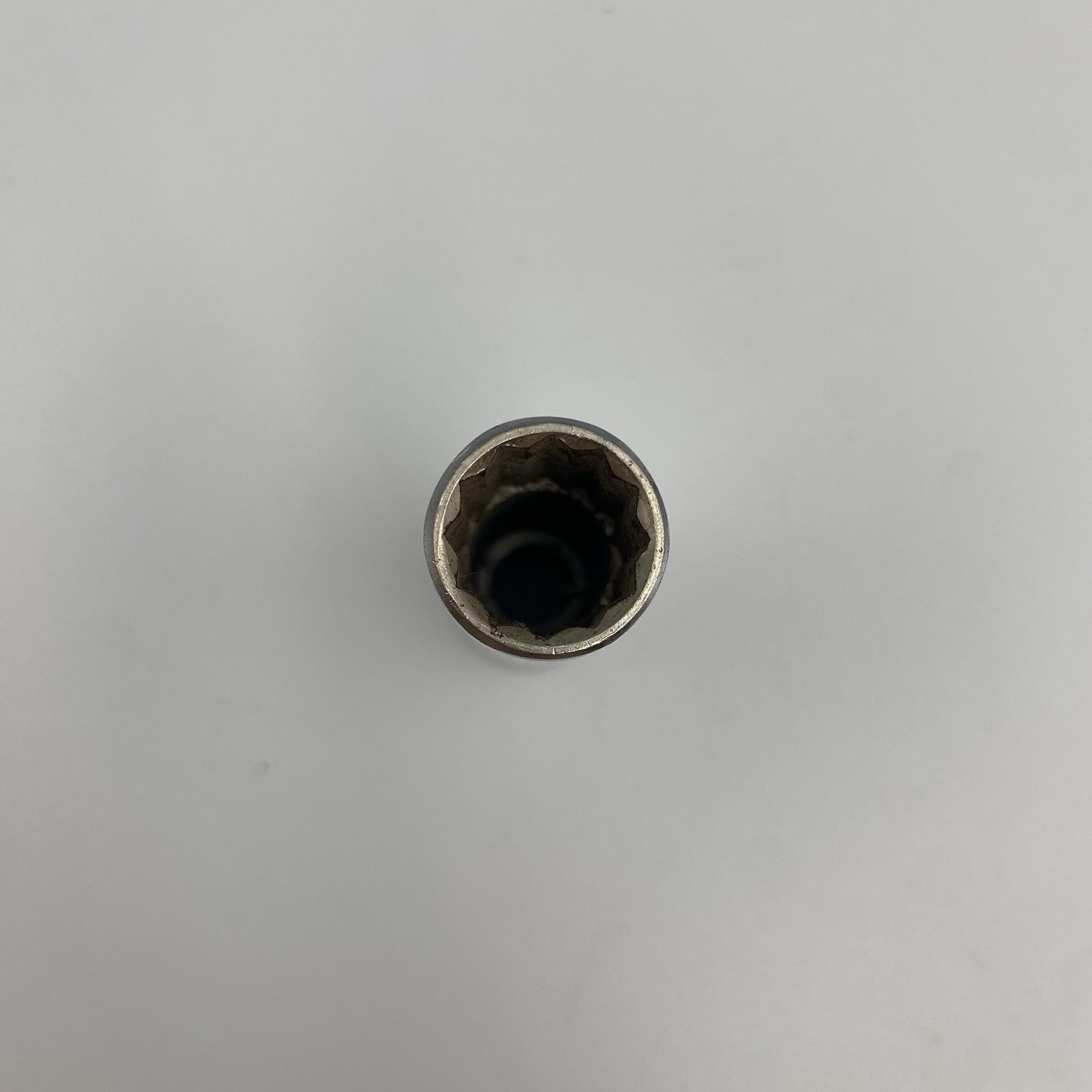 Craftsman 3/8″ Drive SAE 1/2″ Deep Socket EE Series 12-point 43312