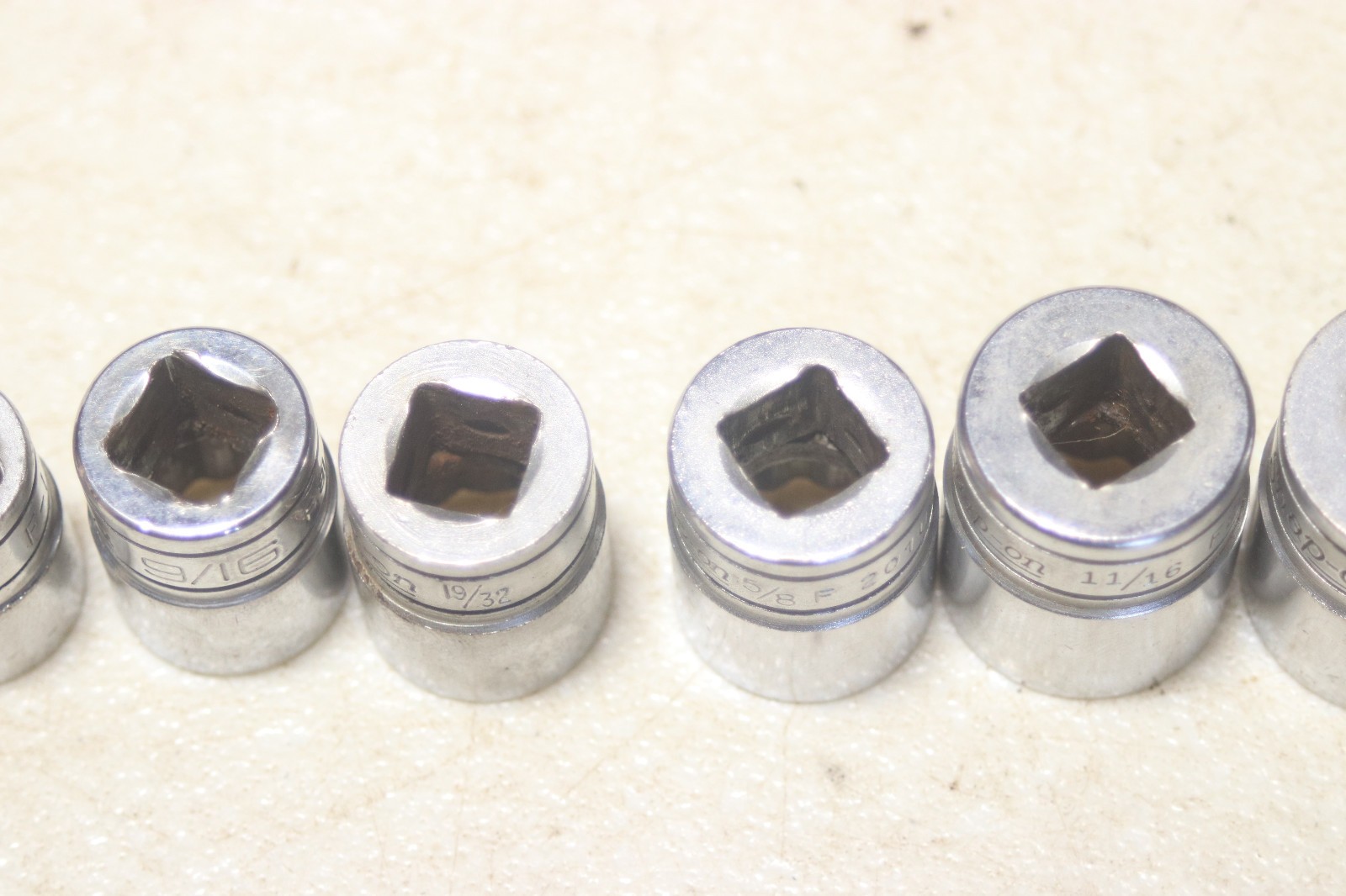 Snap On 3/8 Inch Drive 12 Point SAE Socket Set 1/4 to 7/8