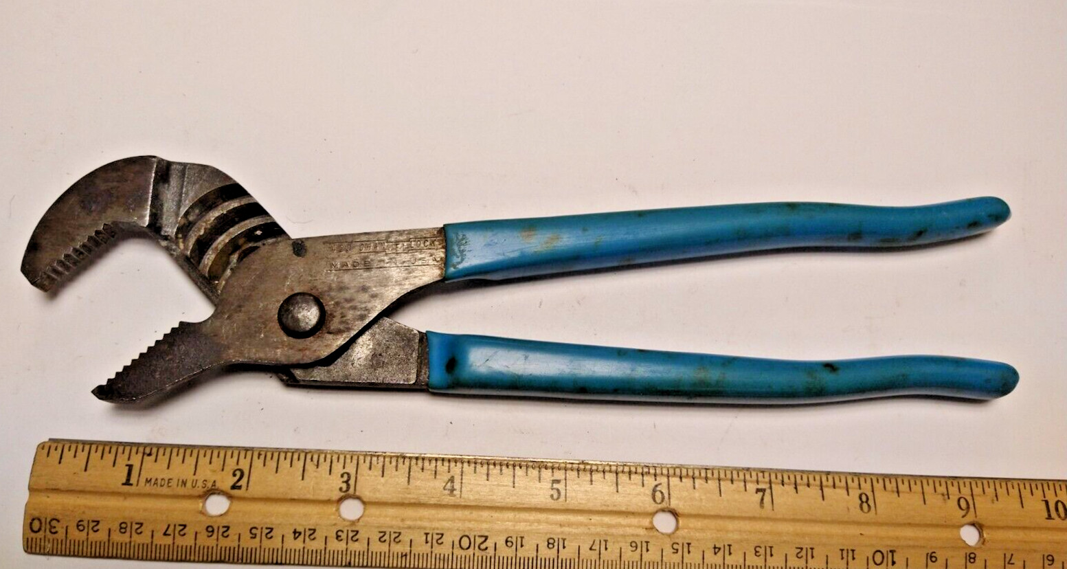 Channel Lock Tools 420 9″ Tongue Groove Pliers Blue Handle USA G1395