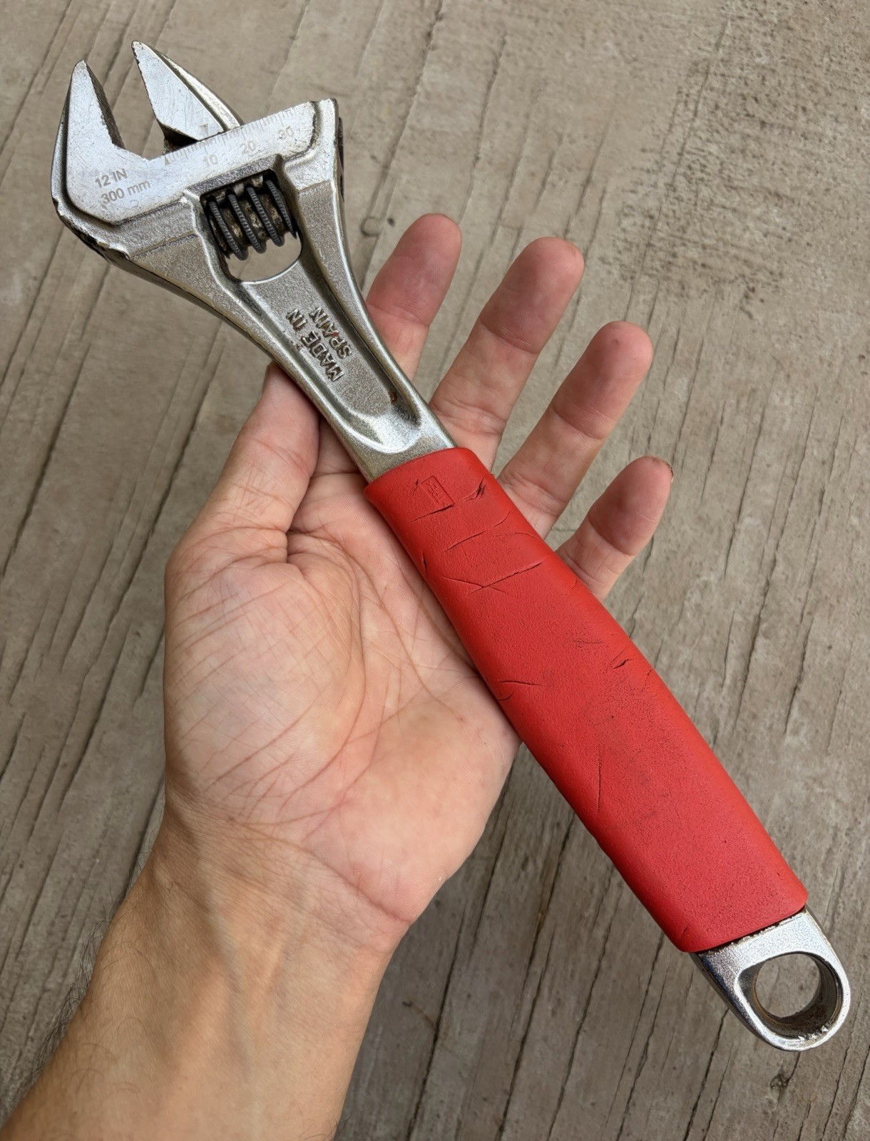 SNAP-ON 12″ INCH FLANK DRIVE PLUS ADJUSTABLE WRENCH FADH12A RED, GOOD COND SPAIN
