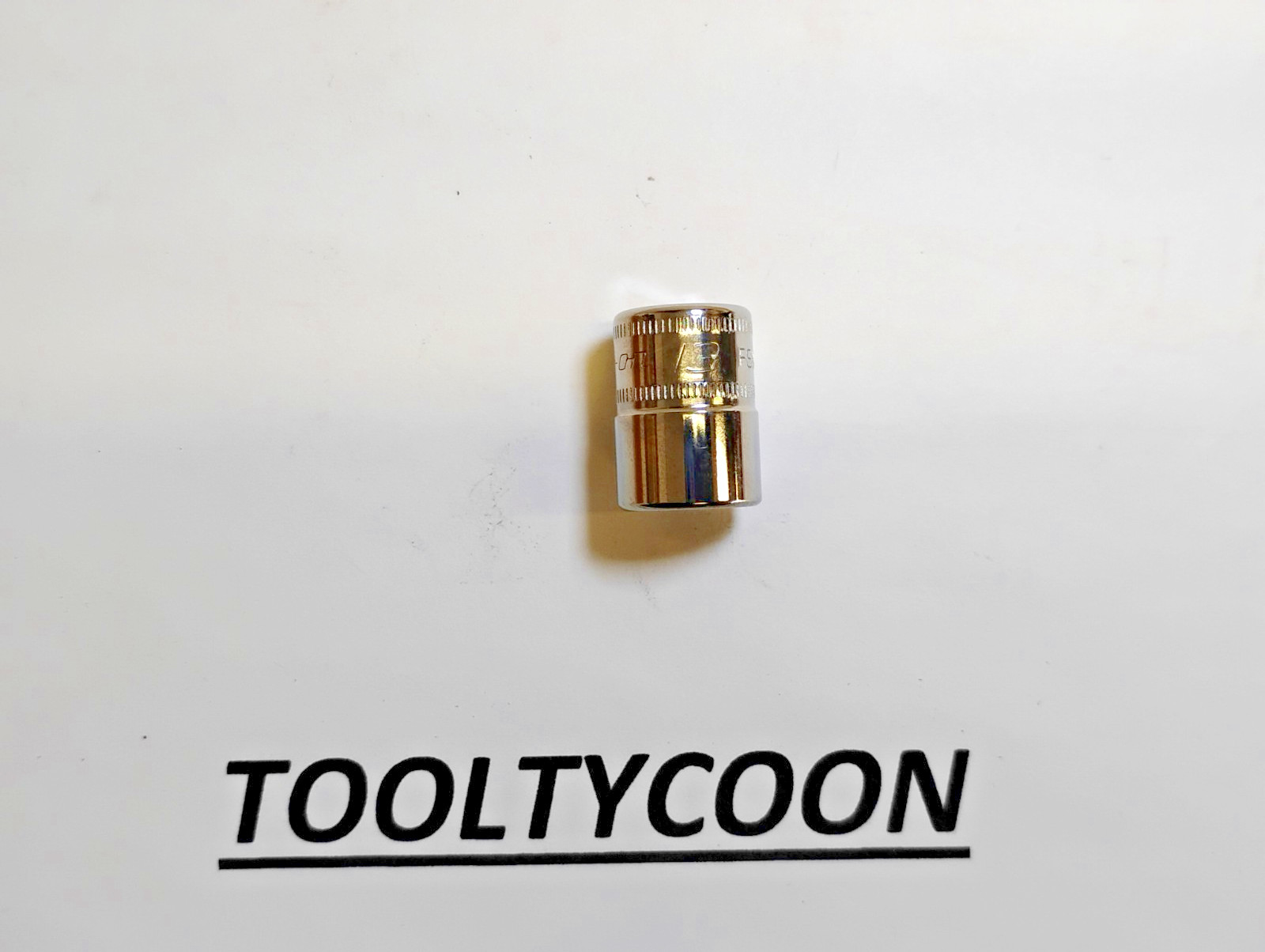 Snap-On Tools USA NEW 3/8 Drive 13mm Metric 6 Point Shallow Chrome Socket FSM131