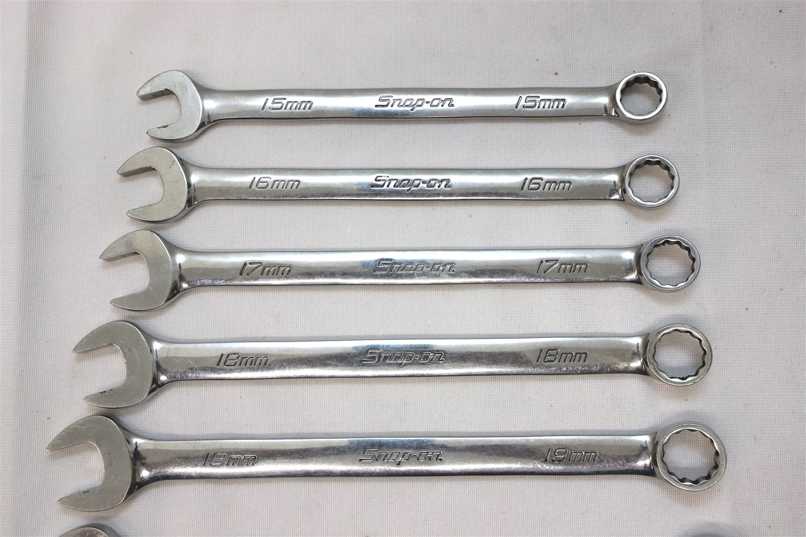 Snap-on 7 pc 12-Point Metric Flank Drive Plus Combination Wrench Set (15 – 21mm)