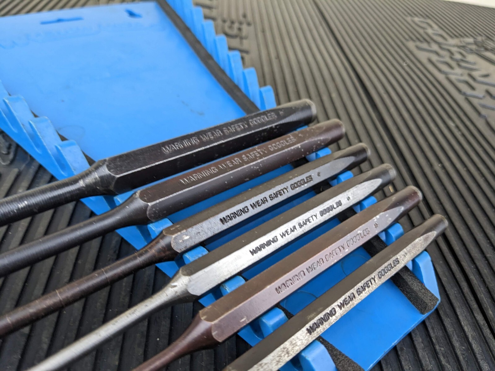 #be269 SNAP ON PPCL60BK 6 PIECE «LONG» PIN PUNCH SET