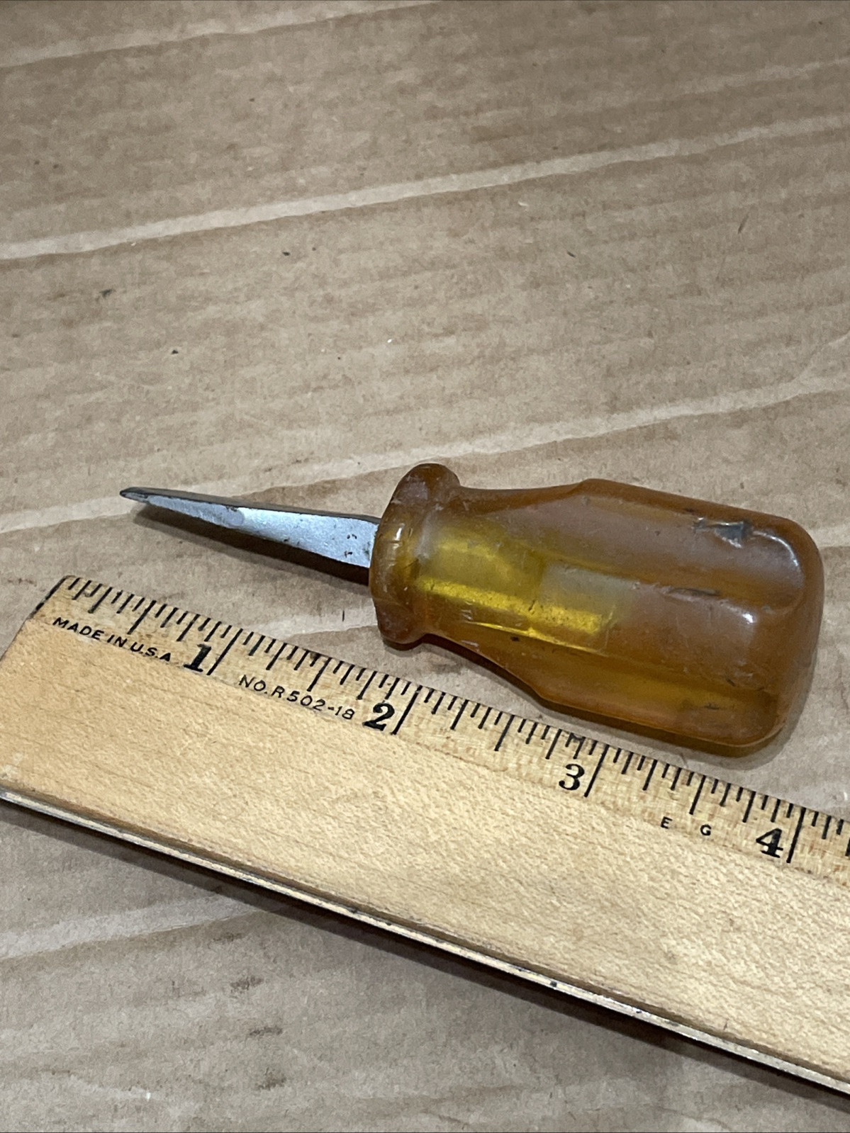 Unbranded Flat/Slotted Tip Stubby Screwdriver 3-3/4” Long ! See Photos !