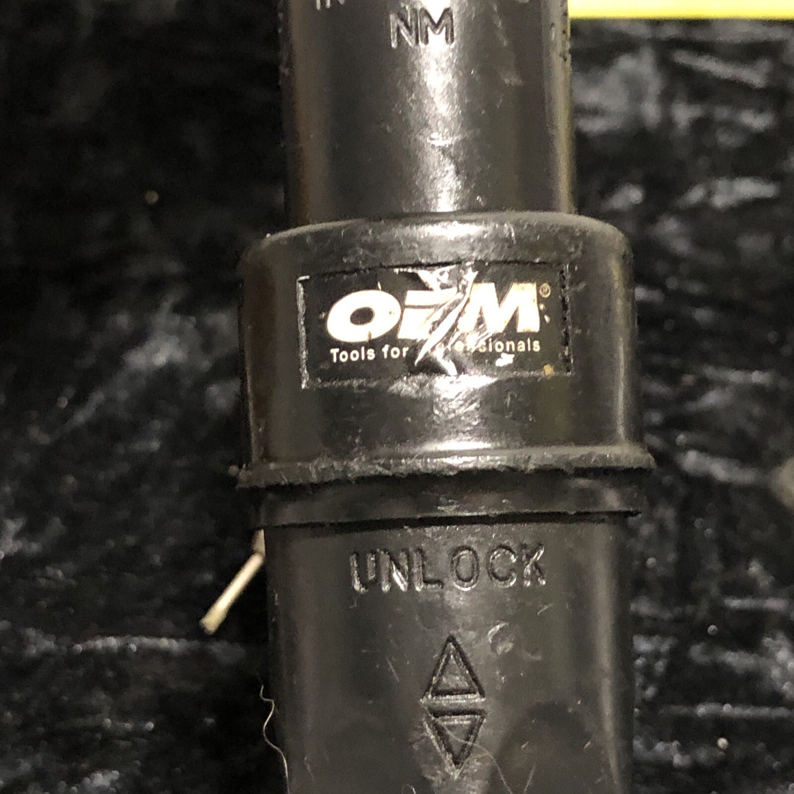 OEMTOOLS 3/8” Drive Click Style Torque Wrench Measures From 25-235 In/Lbs