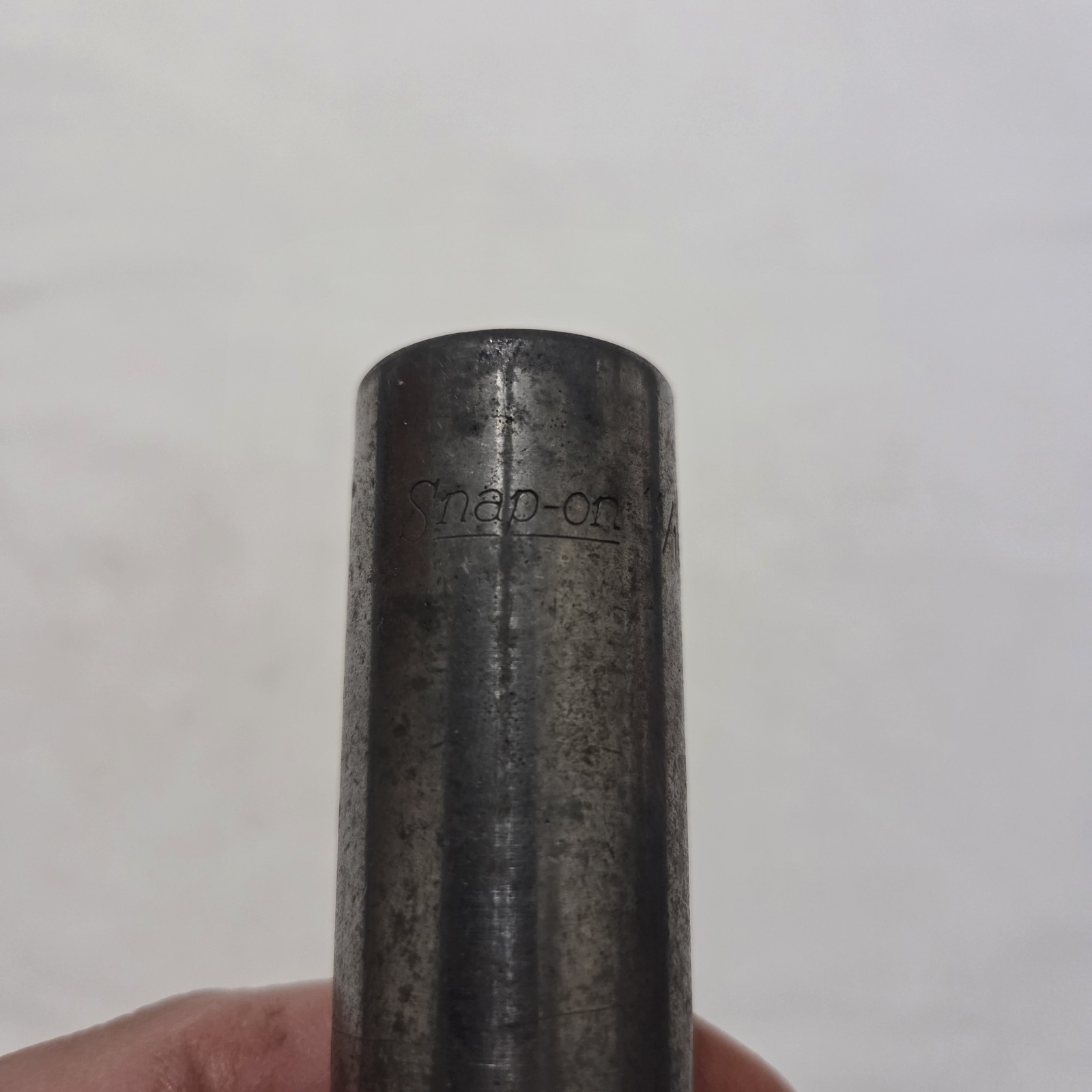 Snap-on SIMF220 11/16″ 6 Point 3/8″ Drive Deep Socket – Made in USA
