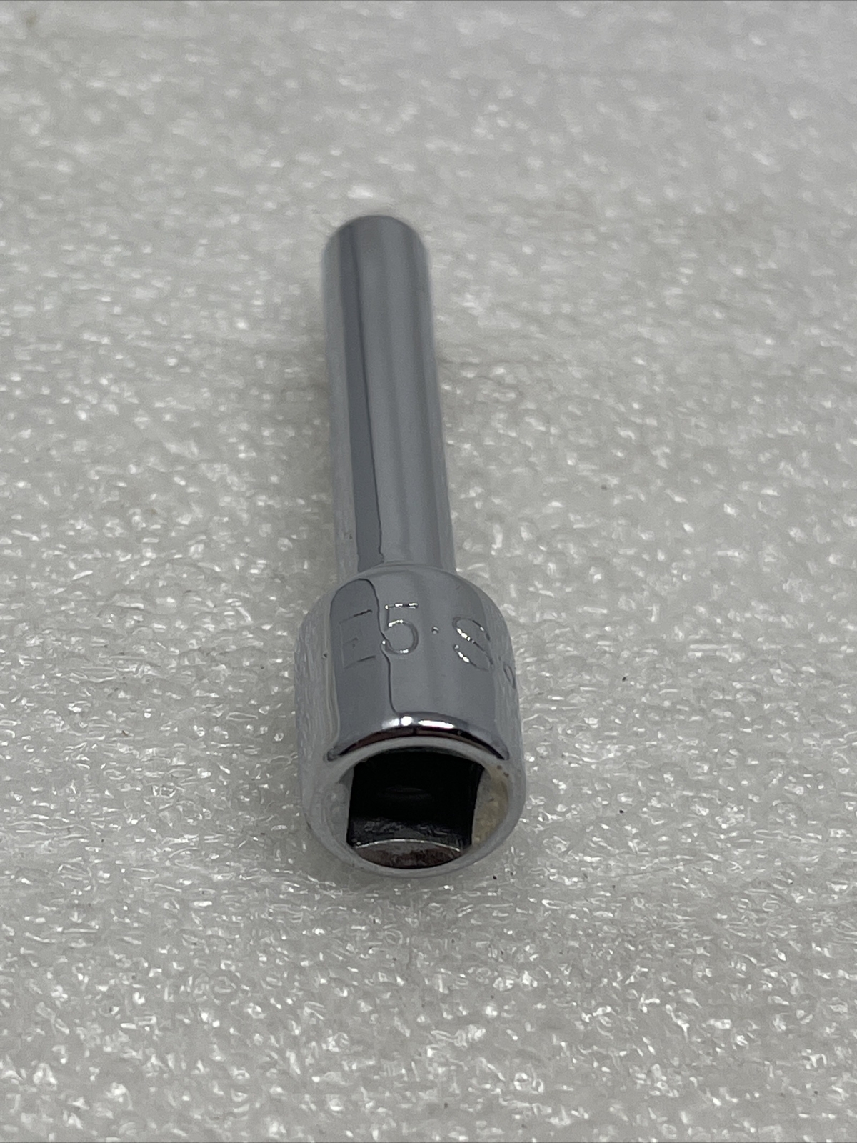 E5 SK Hand Tools 44955, 1/4″ Drive Metric Deep Female Inverted Torx Socket, USA