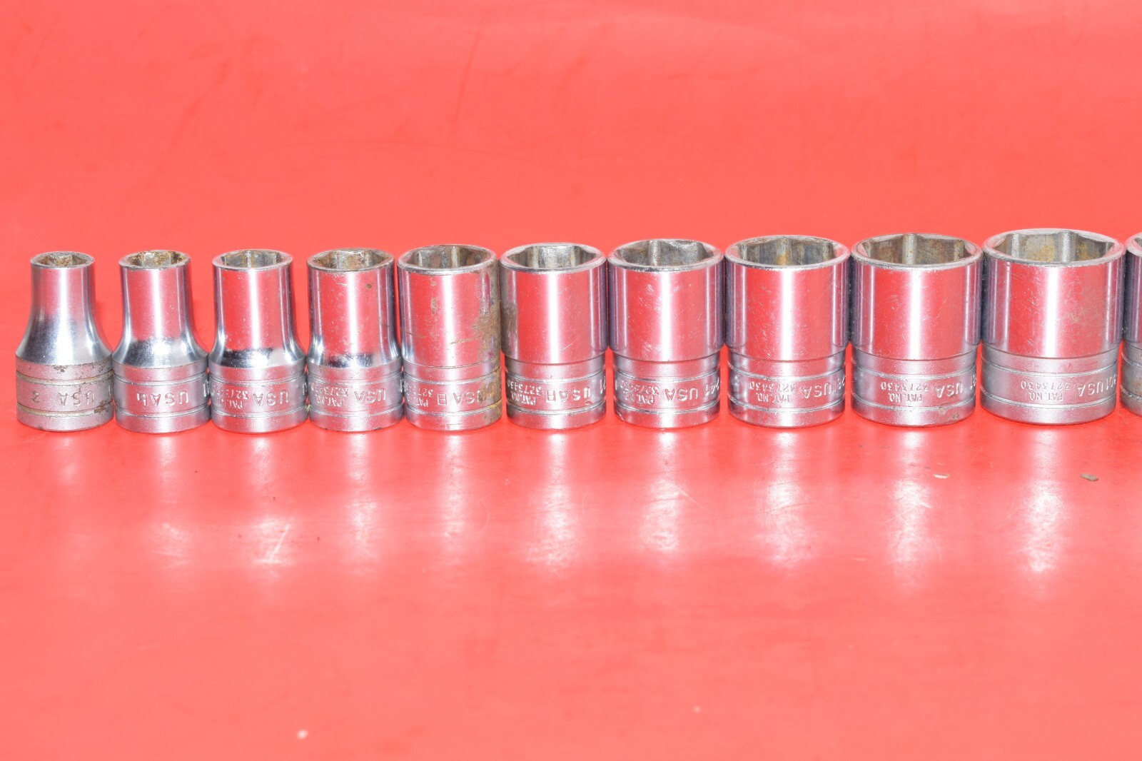 Snap-On 1/2″ Drive 16 PIECE SAE 3/8″ – 1-3/8″ Shallow 6-POINT Flank Socket Set