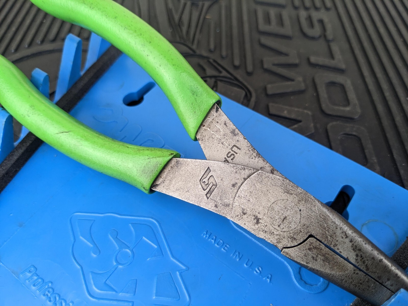 #bd473 Snap On 96ACF – 8″ Talon Grip™ GREEN NEEDLE Nose Pliers