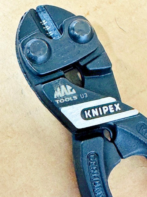 MAC Tools Knipex P19 8″ Lever Action Center Cutter Plier – NEW