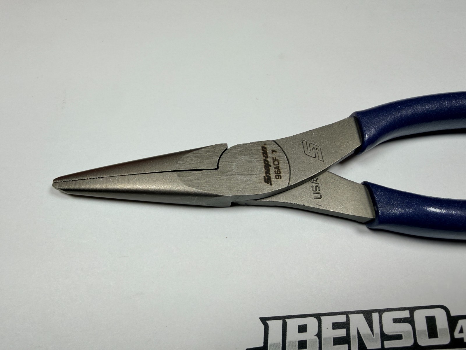 Snap-on Tools USA NEW POWER BLUE 8″ Soft Grip Needle Nose Pliers 96ACFMB