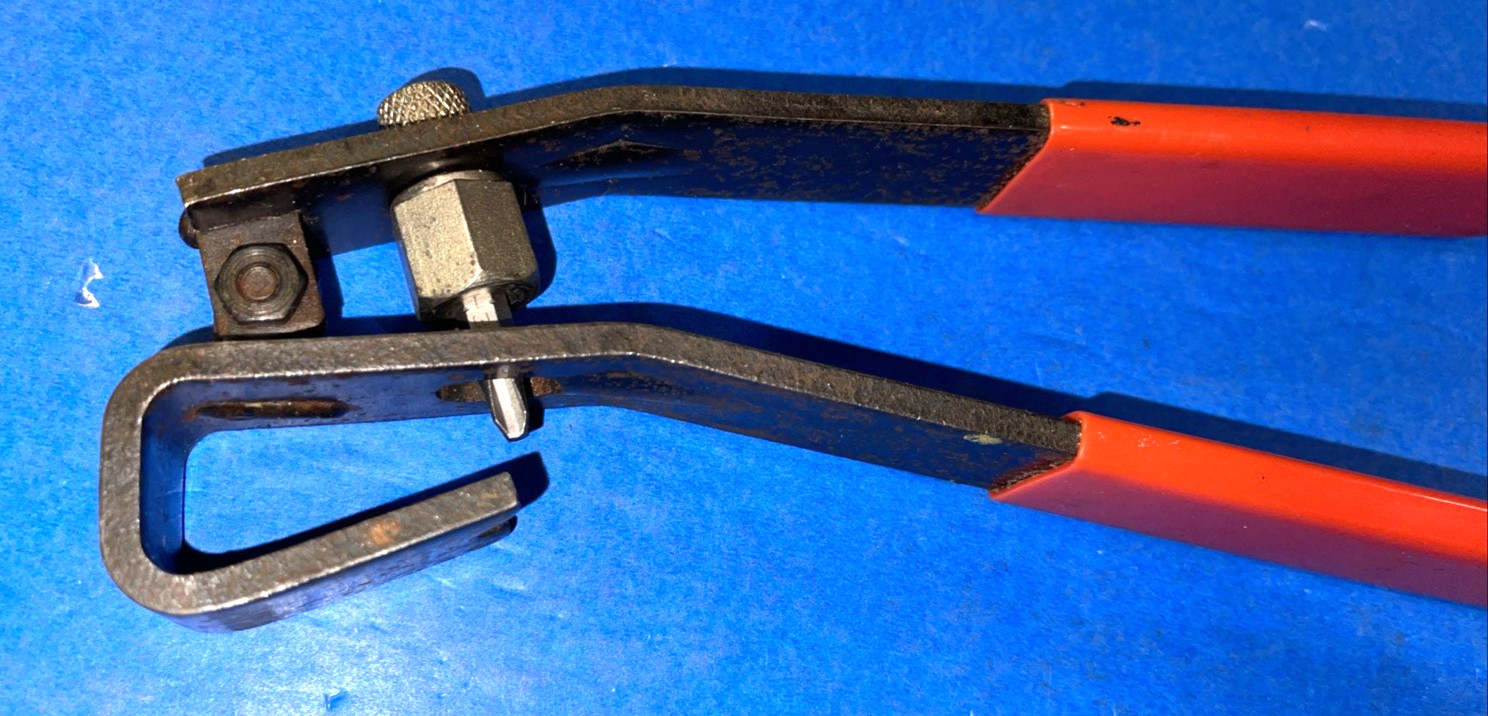 BLUE-POINT SOLD BY SNAP-ON TOOLS WHEEL WELL TRIM LIP MOLDING TOOL YA1780