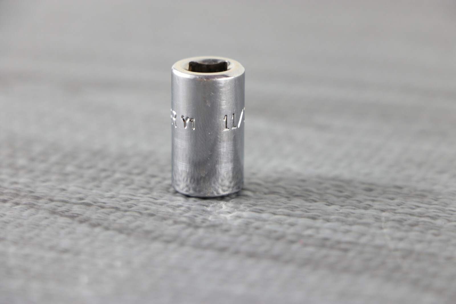 MAC Tools 11/32» SAE 1/4″ Drive 6 Point Socket M116R USA