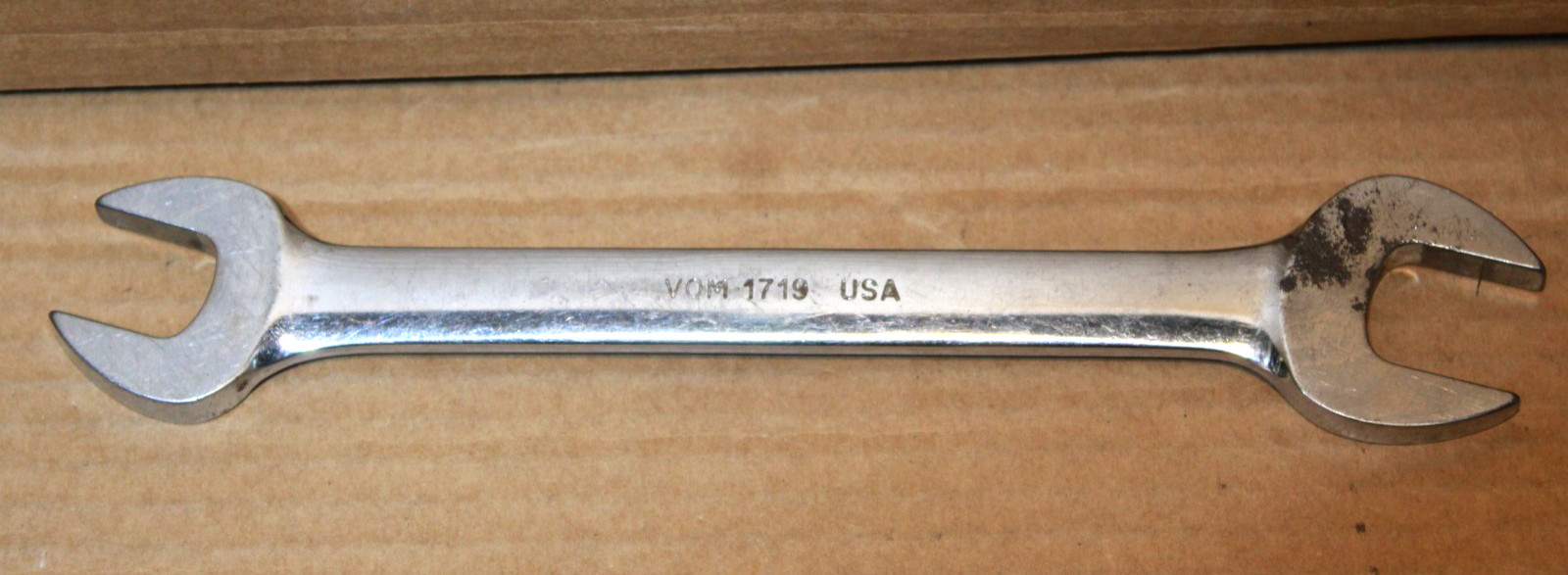 Snap-On VOM 1719 17mm x 19mm Double Open End Wrench MADE IN USA