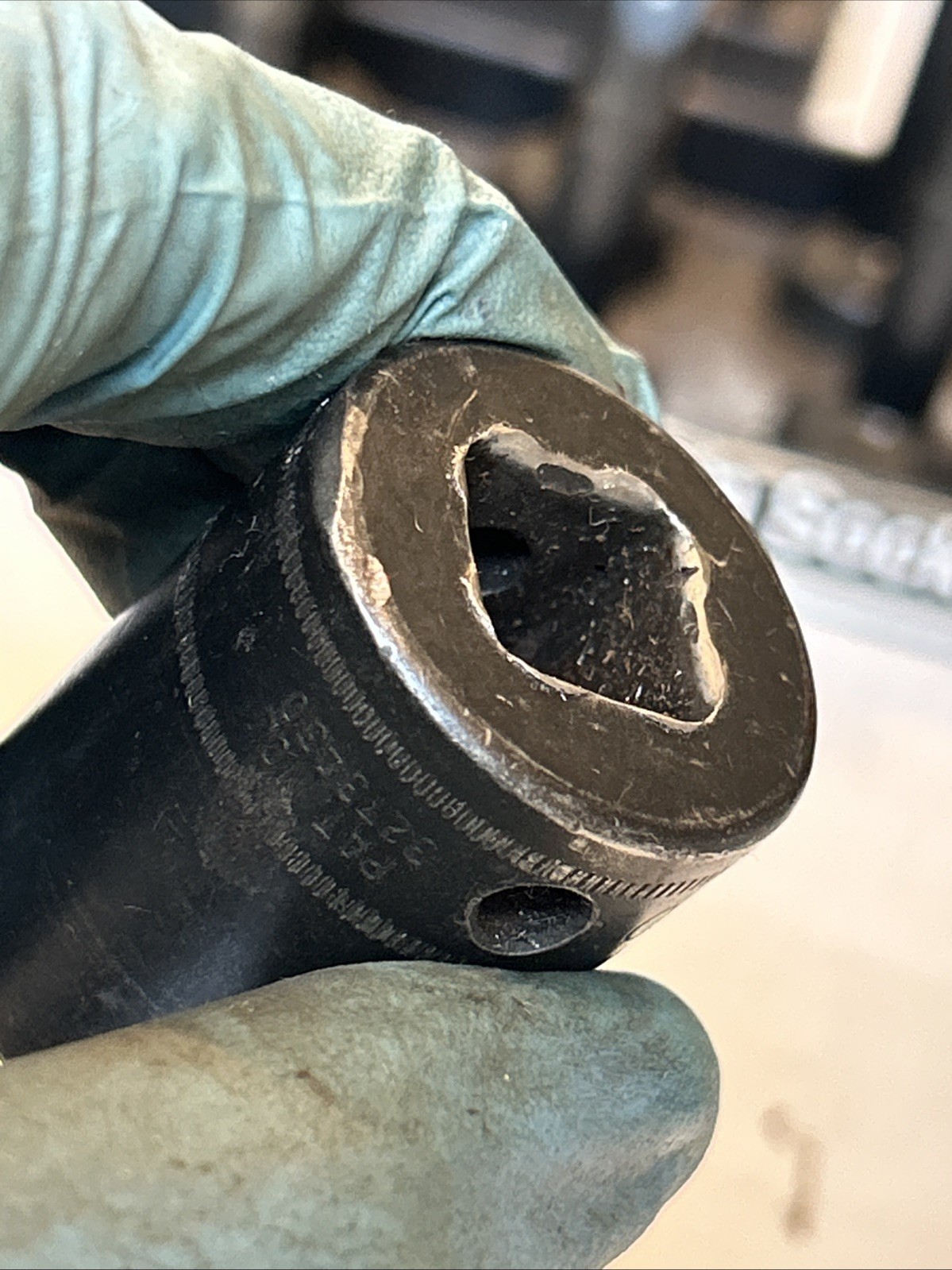 Snap-on Tools IMM200 1/2″ Drive 6-POINT Metric 20mm Shallow Impact Socket