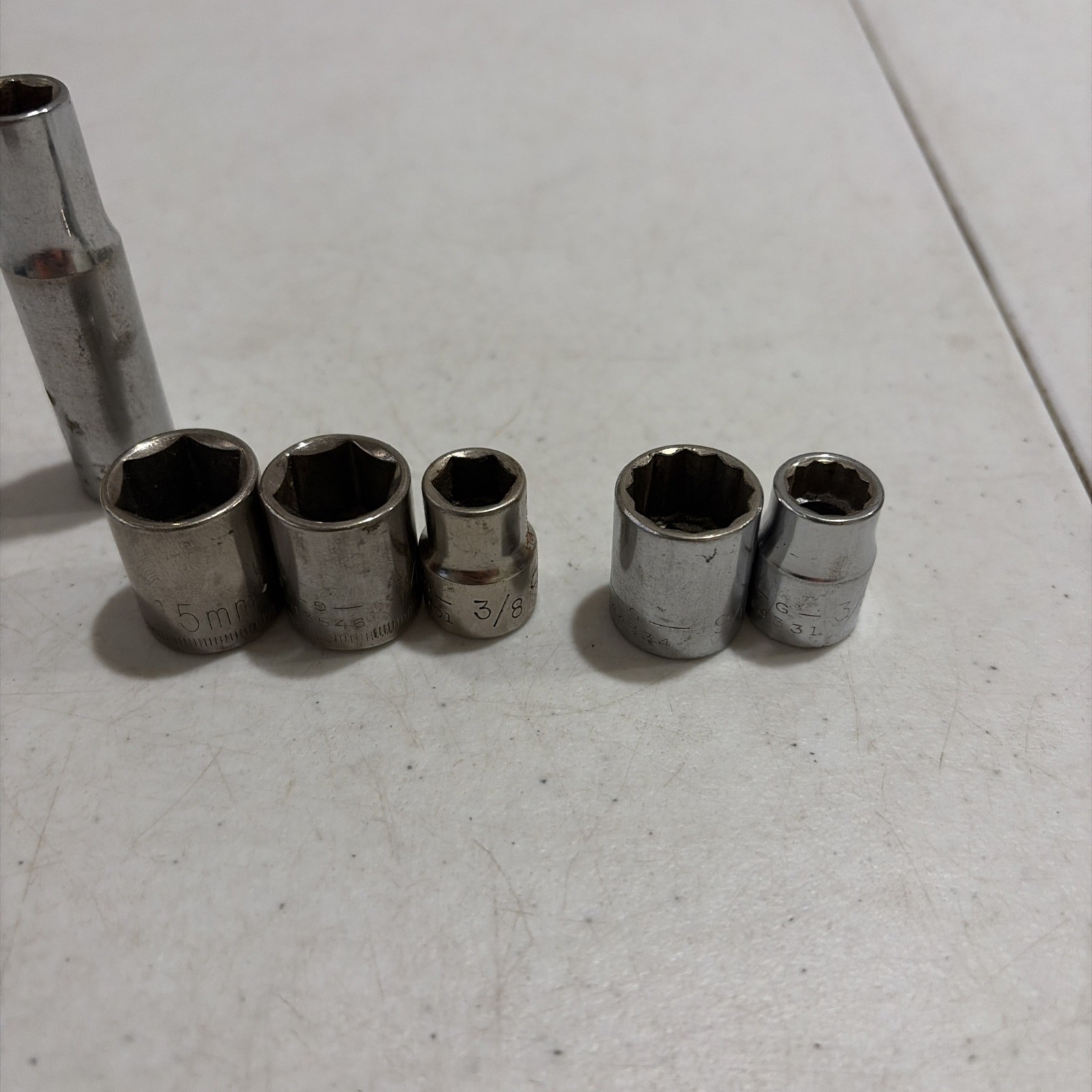 Craftsman Socket Lot 16 SAE & Metric 6 & 12 Point Sizes In Description