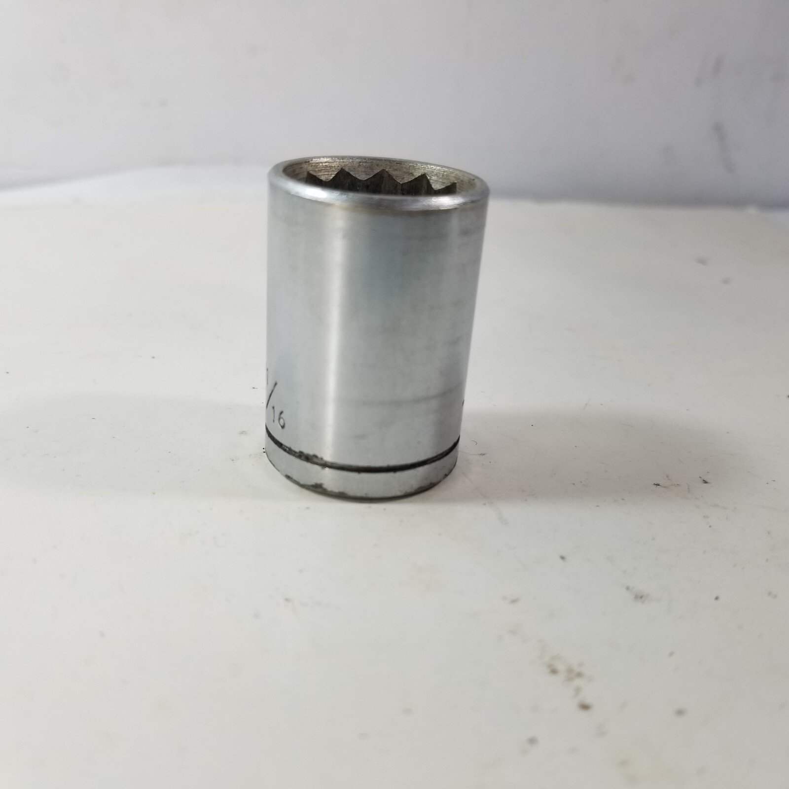 Fleet SAE Socket 11/16″, 12 point, 1/2in drive. R-1222 Made in USA