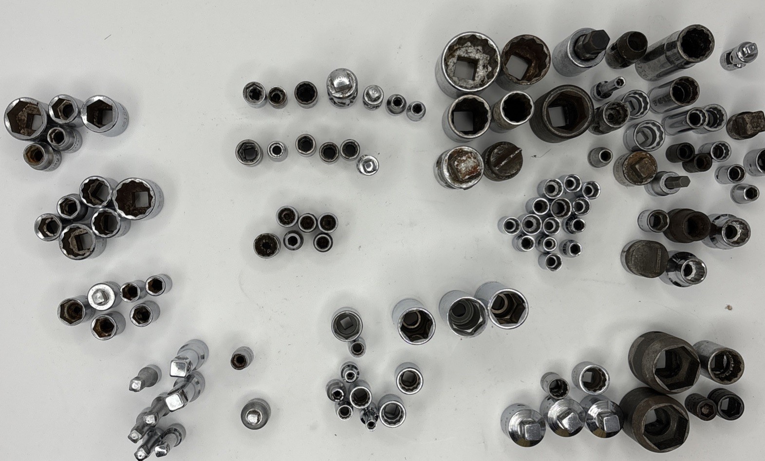 Lot of 100 + USA Assorted Sockets SAE & Metric Mixed Brands Various Drives READ