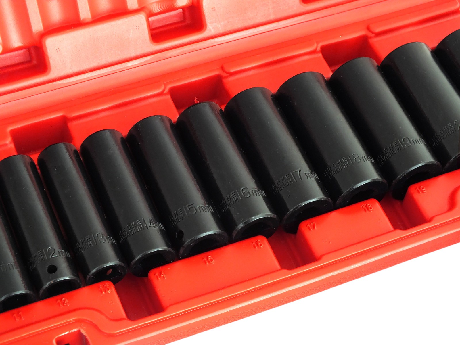 3/8″ Deep Impact Socket Set 15pc 8-22mm Heavy Duty CRV c/w Storage Case Voche®