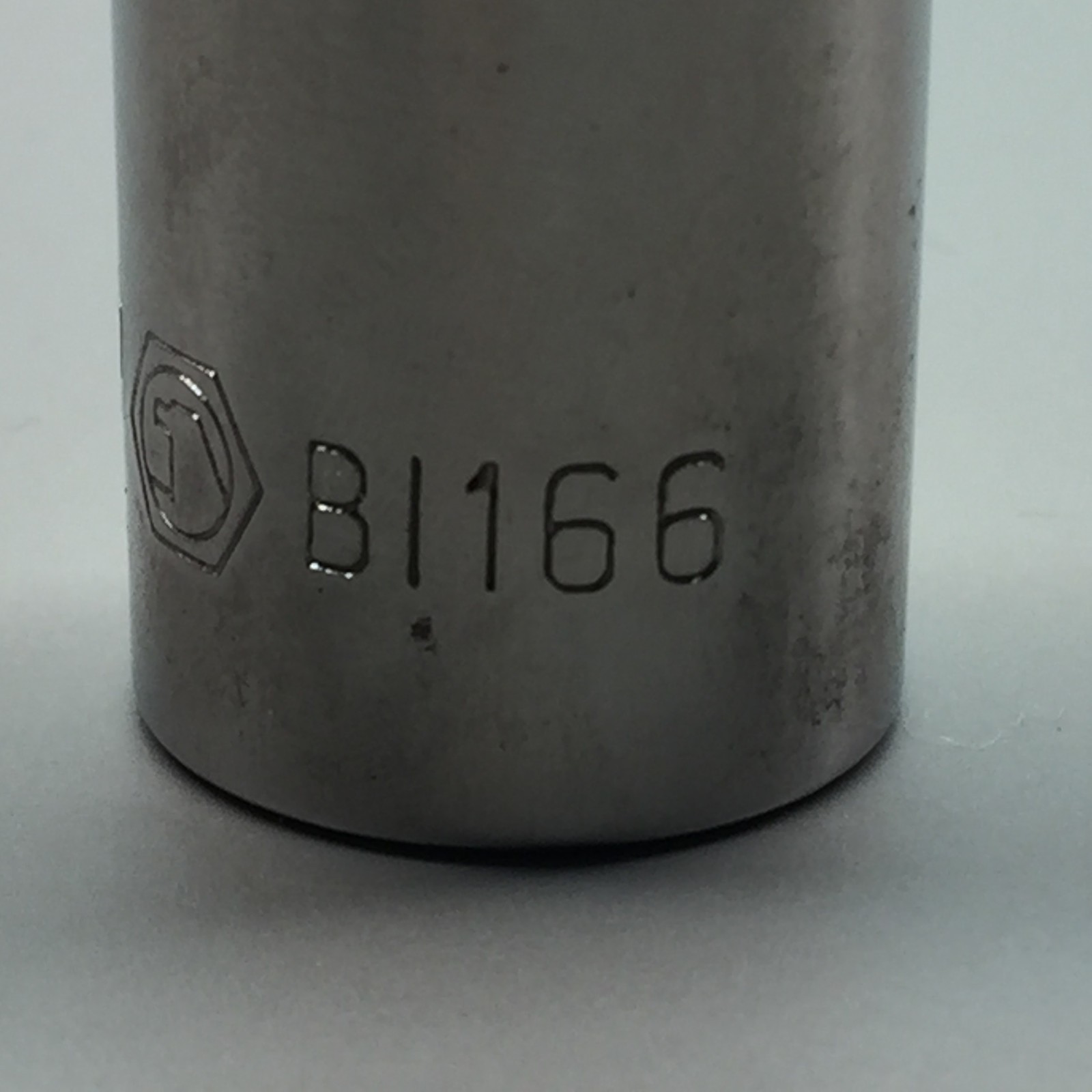 3/8″ DRIVE 1/2″ SAE 6 POINT MID-LENGTH CHROME SOCKET USA
