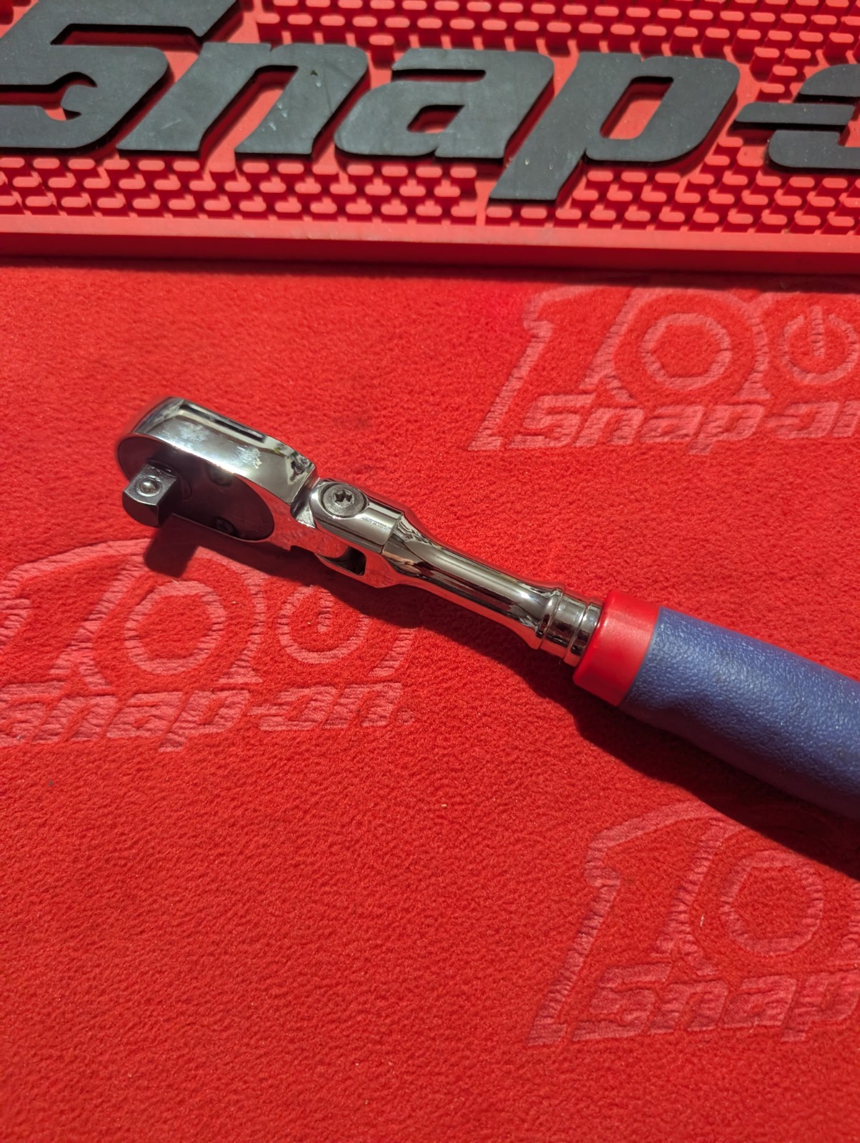 Snap-on BRAND NEW ANNIVERSARY 3/8″ Hard Grip Flex Head Ratchet FHFD80A