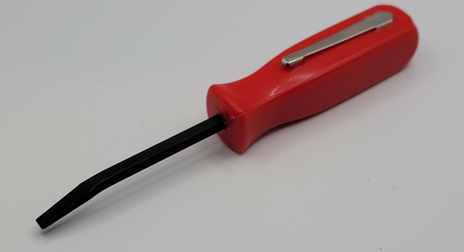 🔴 4-Piece Red Pocket Prybar Set – Essential Tools for Every Task! 🛠️🔥