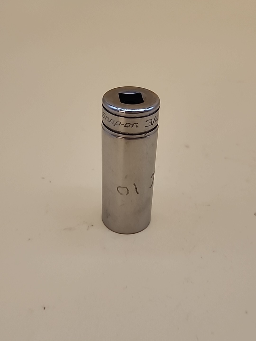 Snap-On Tools Vintage SF-241 3/8″ Drive 12-Point SAE 3/4″ Deep Socket USA