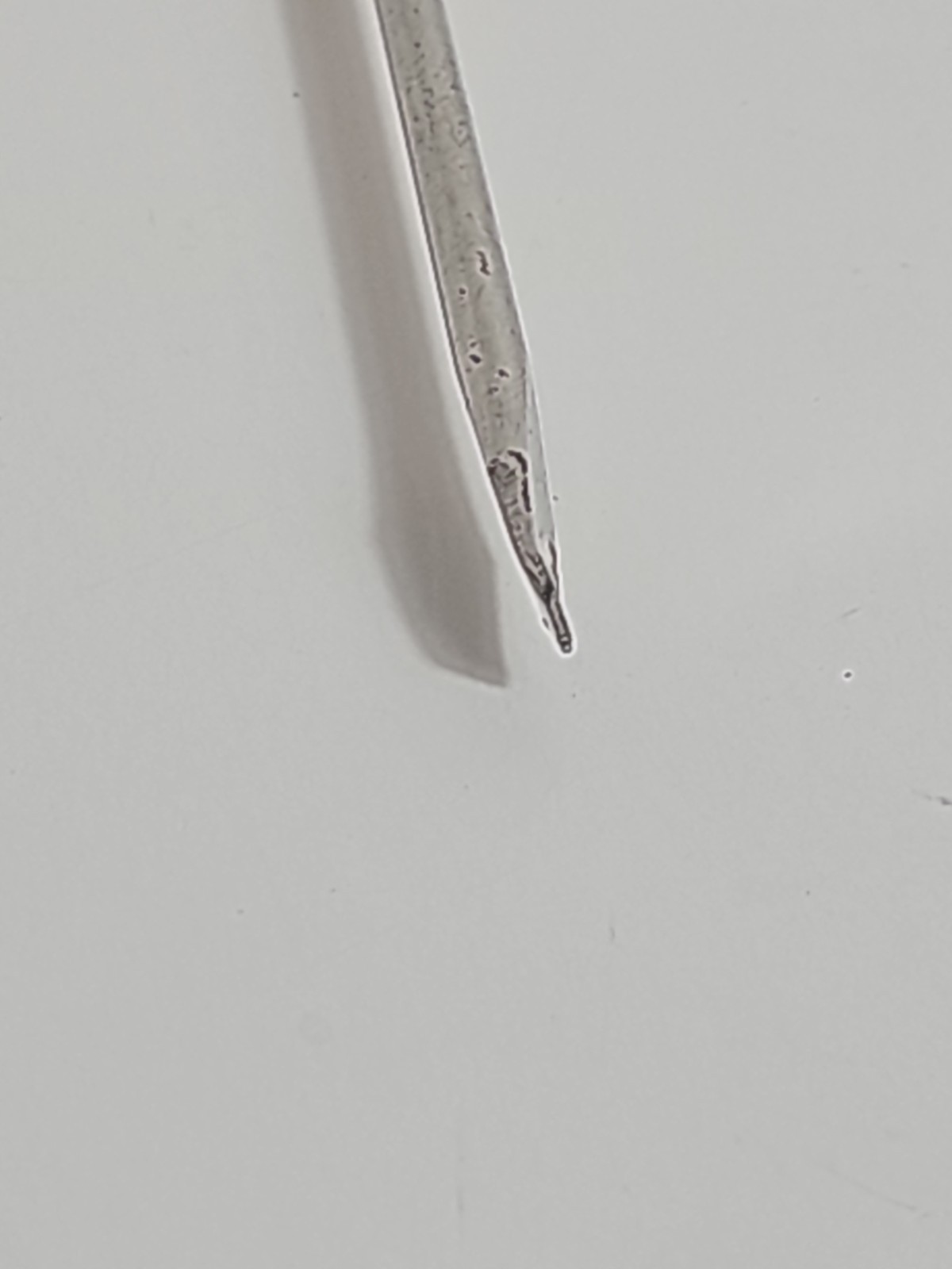 MAC TOOLS Advertising White Alexander Flat Pocket Magnetic Screwdriver – 5-1/2”