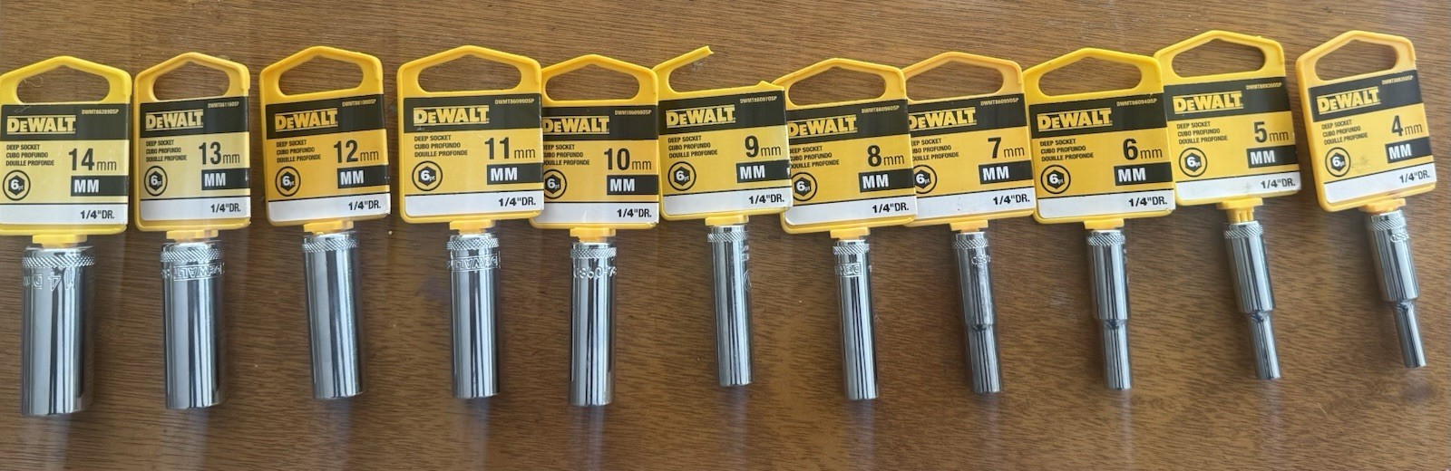 DeWalt 1/4” Drive Deep Socket Set Metric 6-Point 4mm–14mm DWMTB Series New