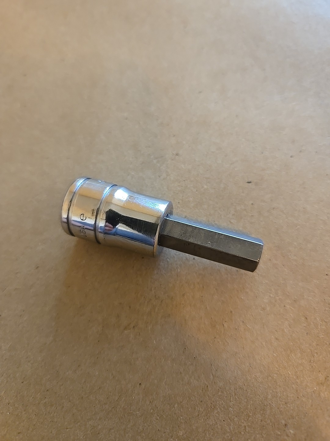 Snap On 3/8″ Drive 5/16″ SAE Hex Bit Driver Socket USA FA10E