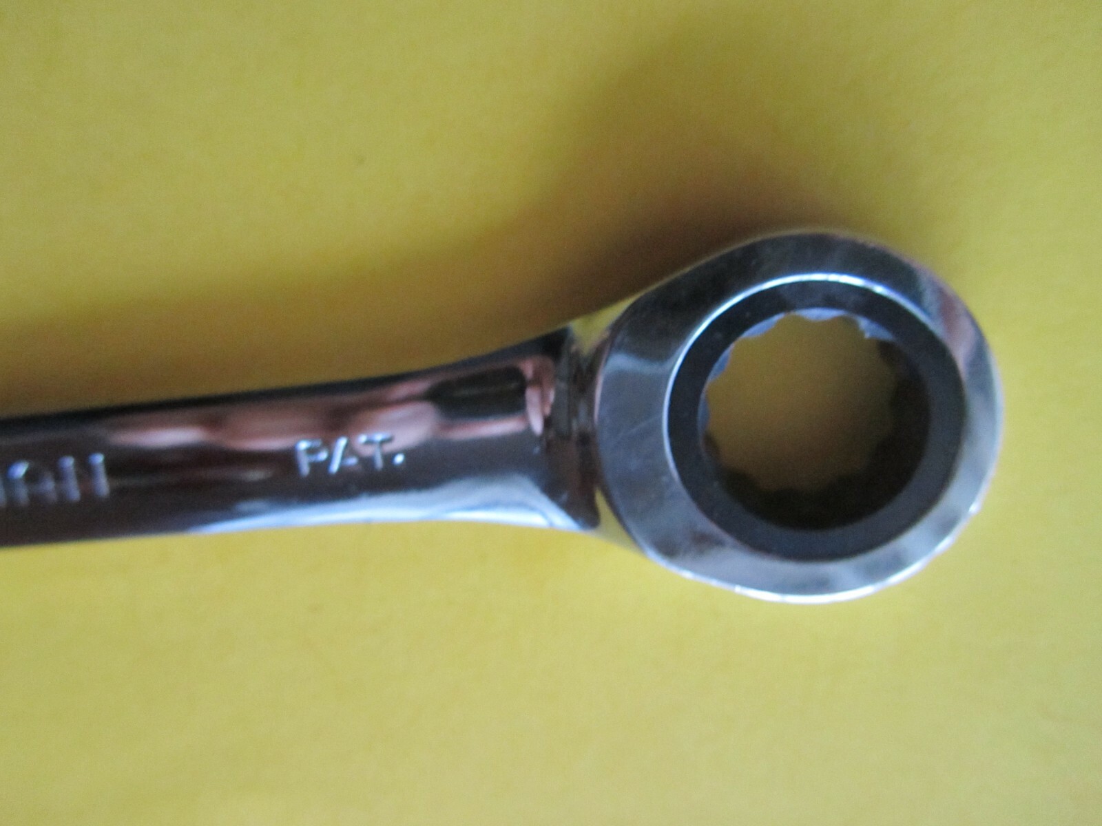 Craftsman Polished 5/8″ Dual Ratcheting 12 Point Combination Wrench 1474
