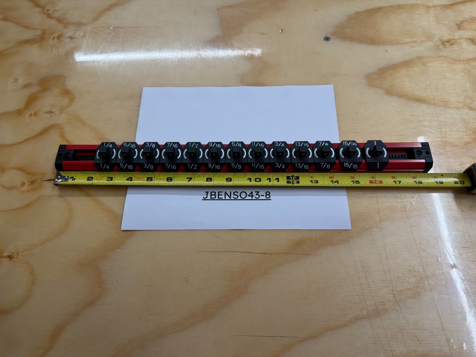 Snap-on Tools NEW RED 3/8″ Drive SAE 14 Post Lock-A-Socket Rail LAS38SR