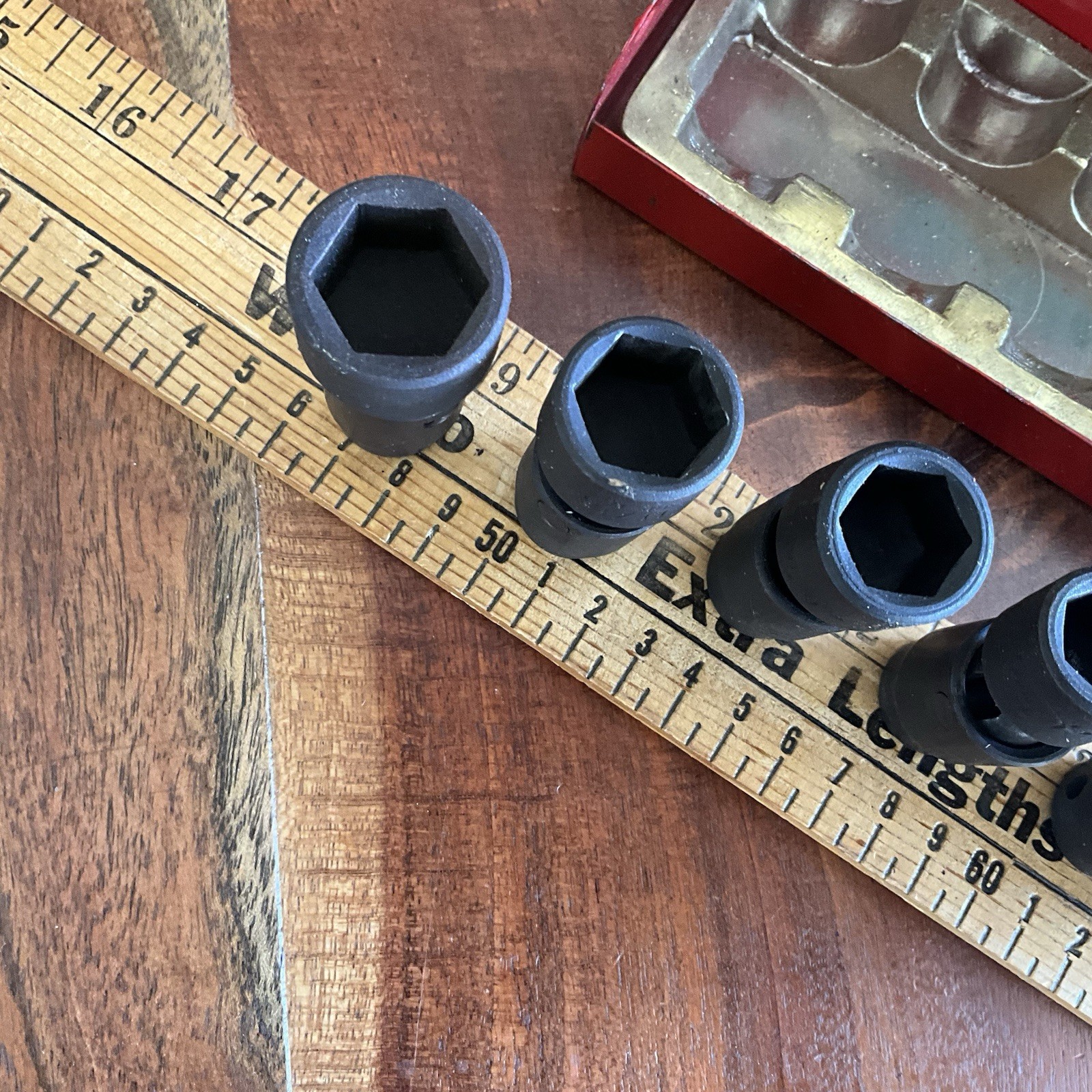 Vintage Universal Swivel Impact Set w Case 3/8″ Drive 7/16″ to 3/4″ 6 Point