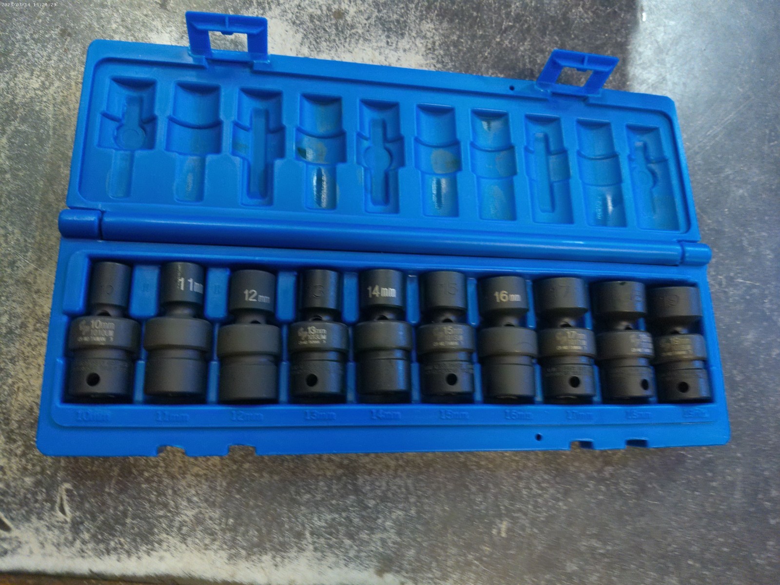 Grey Pneumatic 1210UM 3/8″ Drive 10 Piece Universal Metric Set