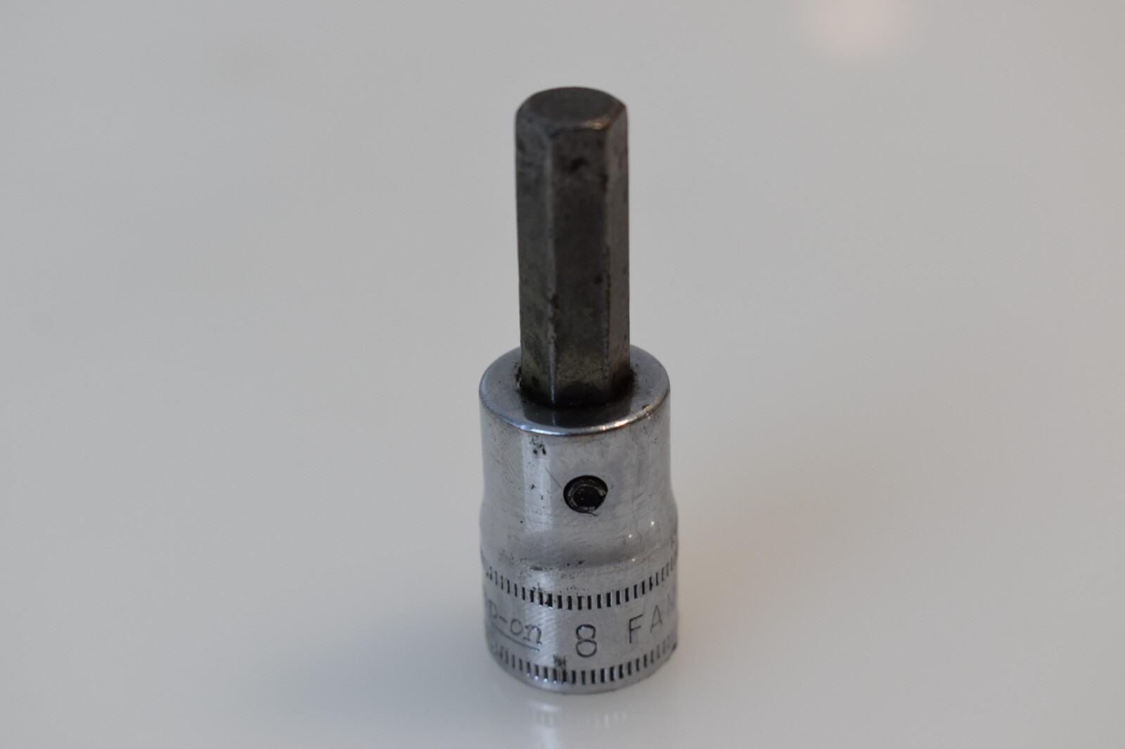 Snap on Tools FAM8A 8mm Metric Hex Bit Socket Driver 3/8″ Drive USA