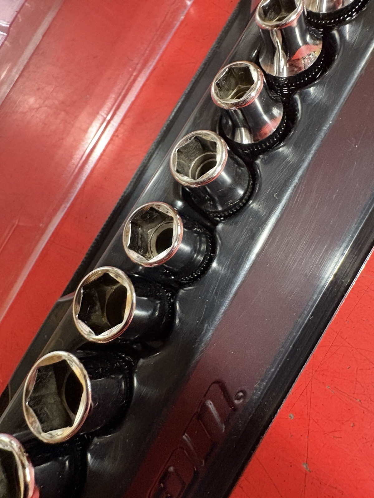 New Snap-on™ 1/4″ drive 5 thru 15 mm 6-point Shallow Socket Set 112TMMY