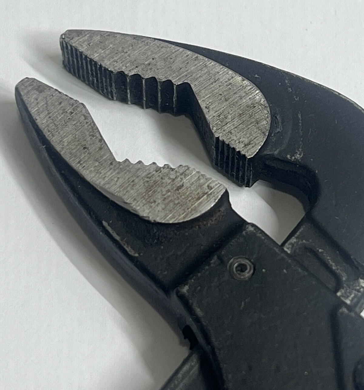 Snap On Tools Blue-Point AP10 10″ Adjustable Joint Pliers