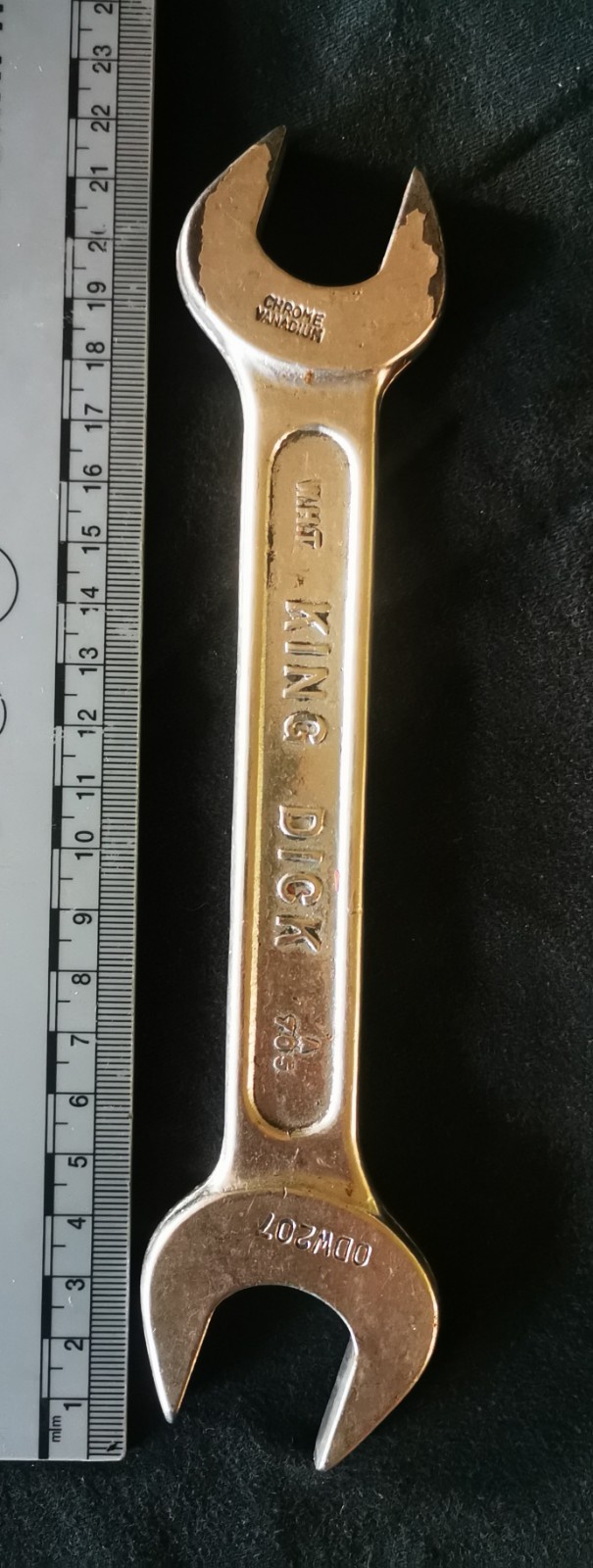 King Dick 1/2 – 7/16 Whitworth open end Spanner 7/16W is equivalent to 21mm.