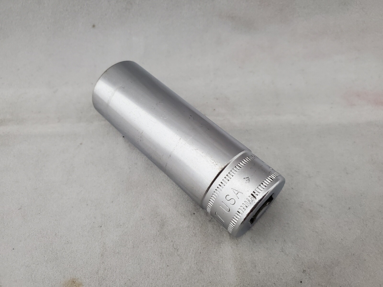 Snap On SFSM17, Metric 17mm Deep Socket, 3/8″ Drive, 6 Point, Ships Free