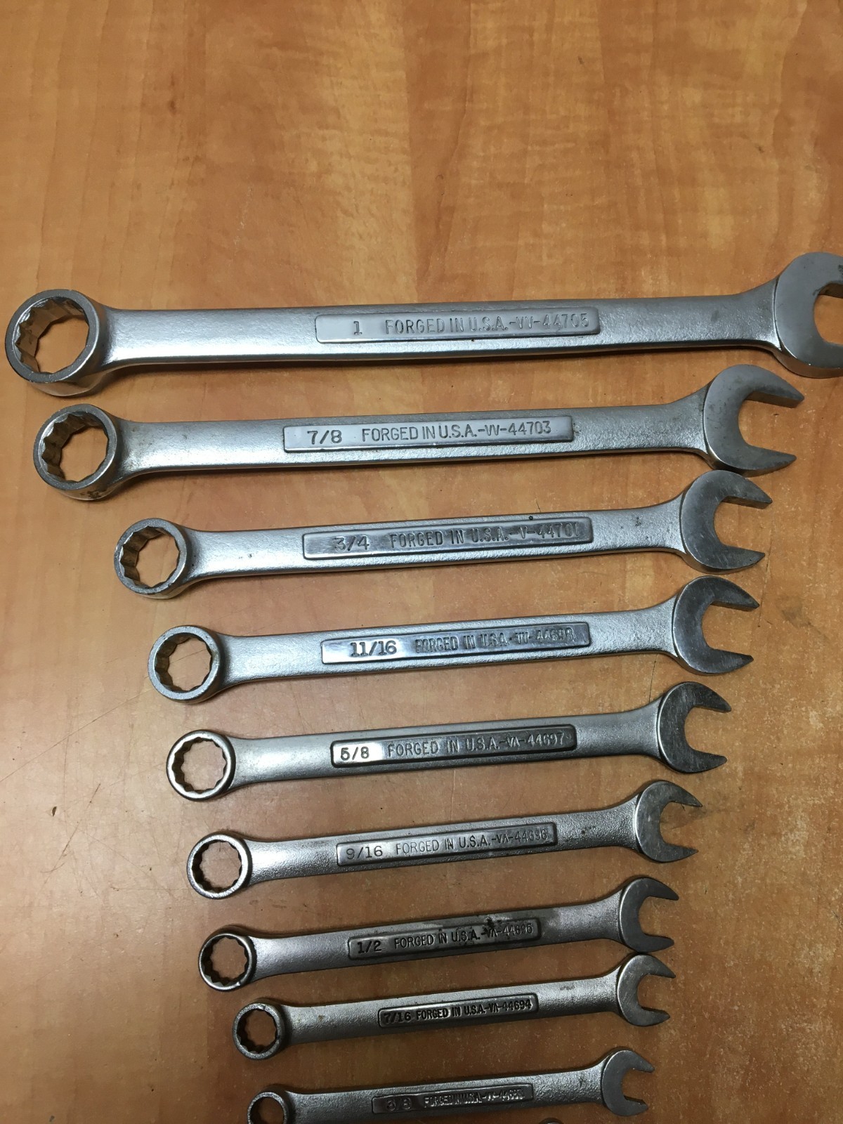 Craftsman USA 27pc Metric & SAE Combination Wrench 12 Point 6mm-22mm 1/4-1″