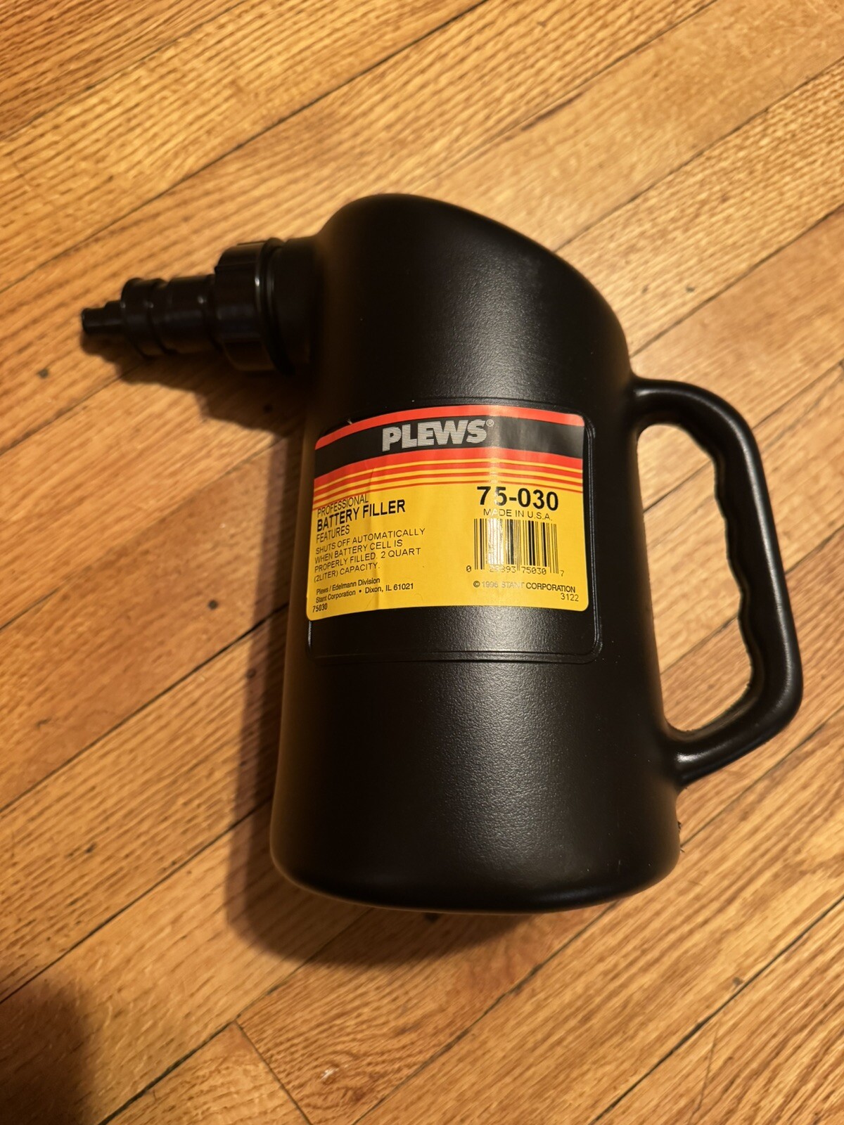 Plews 75-030 Plastic Professional Battery Filler w/ 2 qt. Capacity BRAND NEW !!!