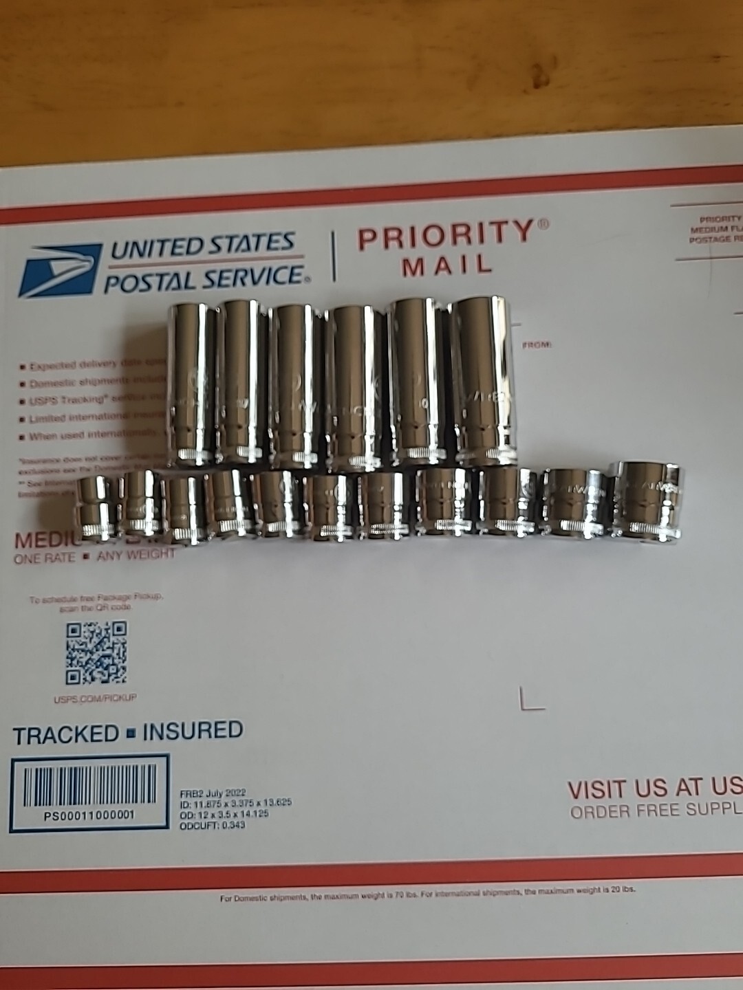 GearWrench 3/8 Metric 12pt And 6pt Point Socket Sets Shallow & Deep 17 pcs.
