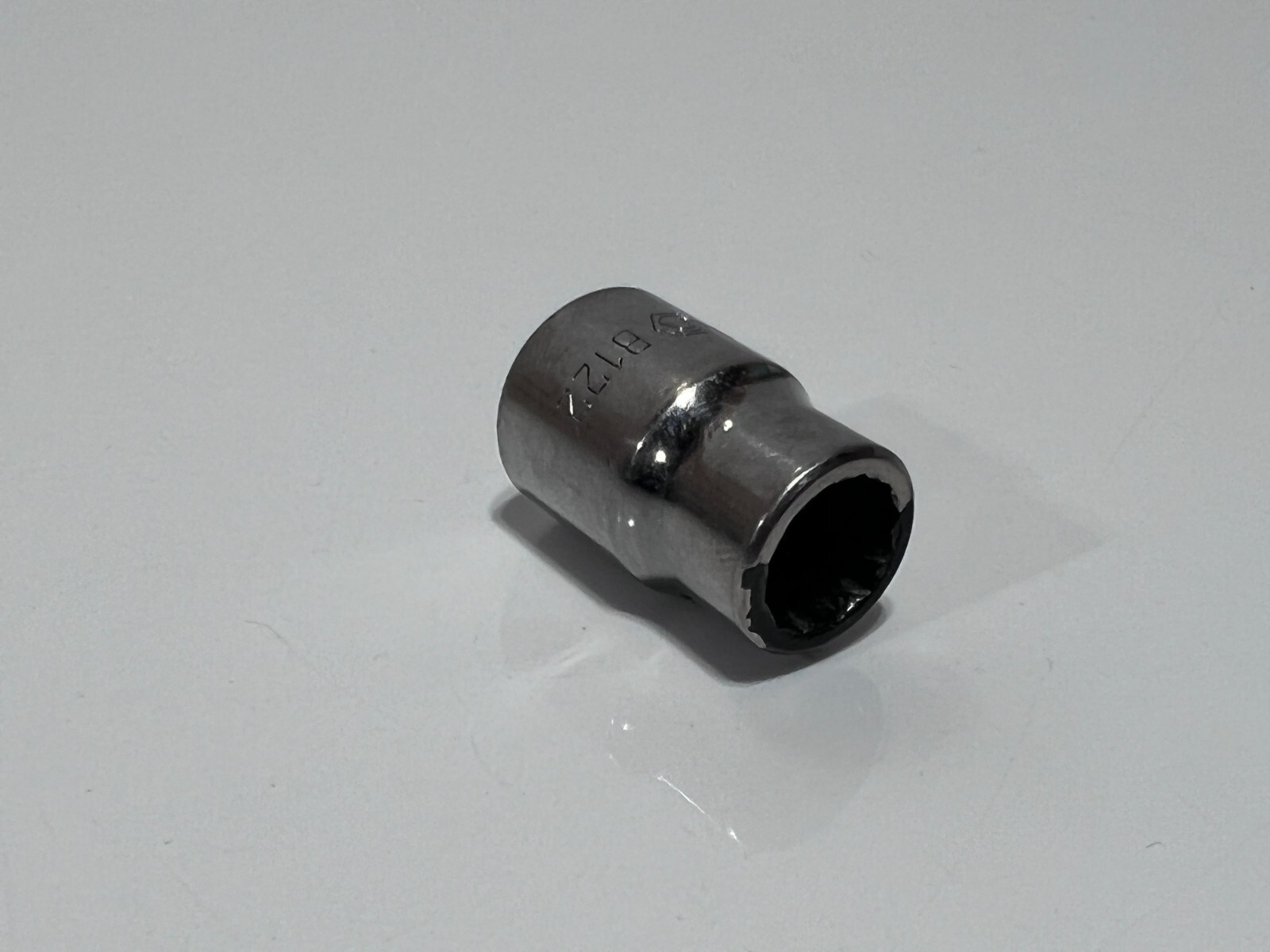 Matco Tools USA B122 SAE 3/8″ Shallow Chrome Socket – 3/8 Drive – 12 Point