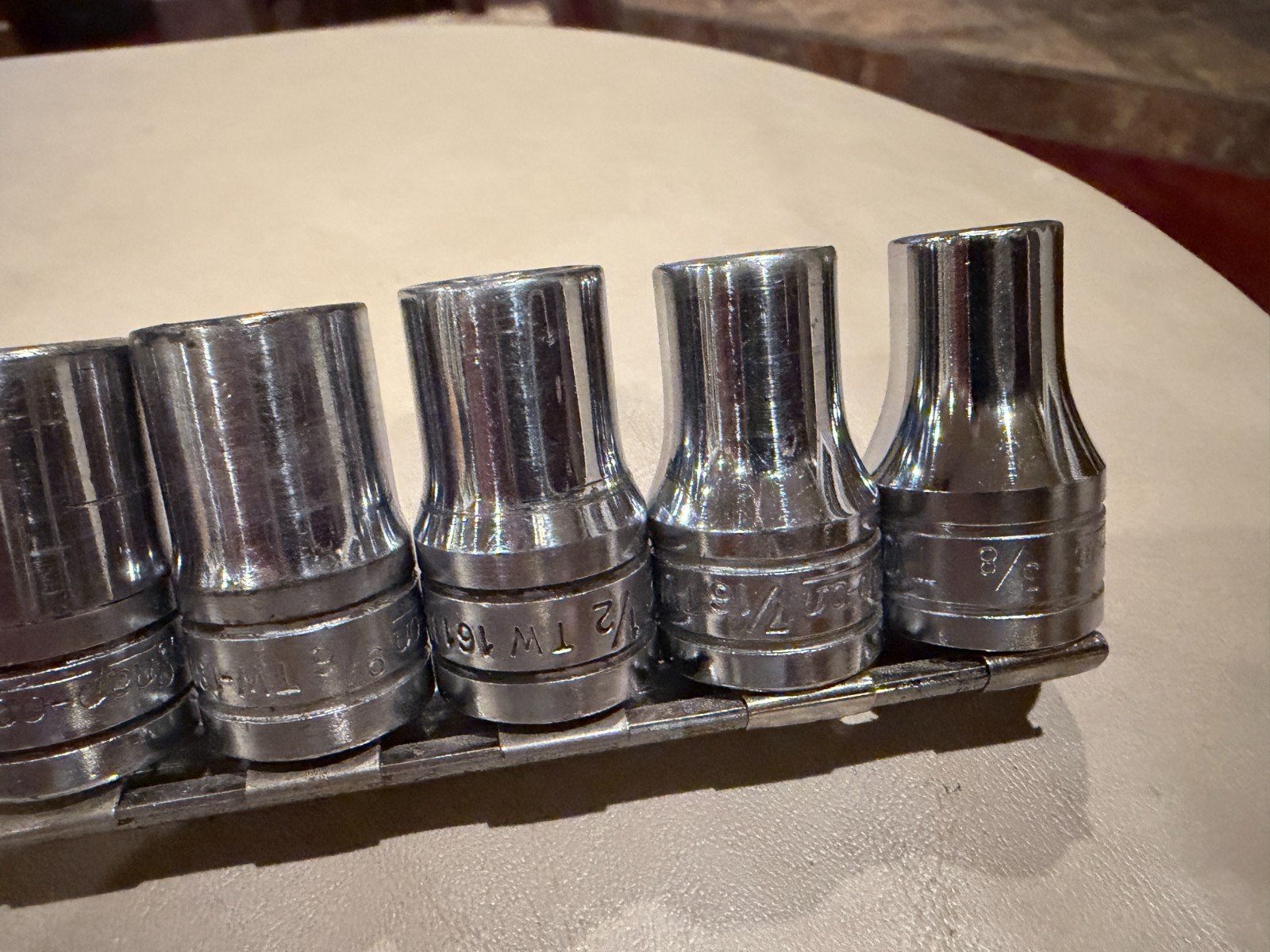 Snap On TW Series 1/2″ Drive 15pc Shallow 61Pt Socket Set 3/8 to 1-1/4, Complete