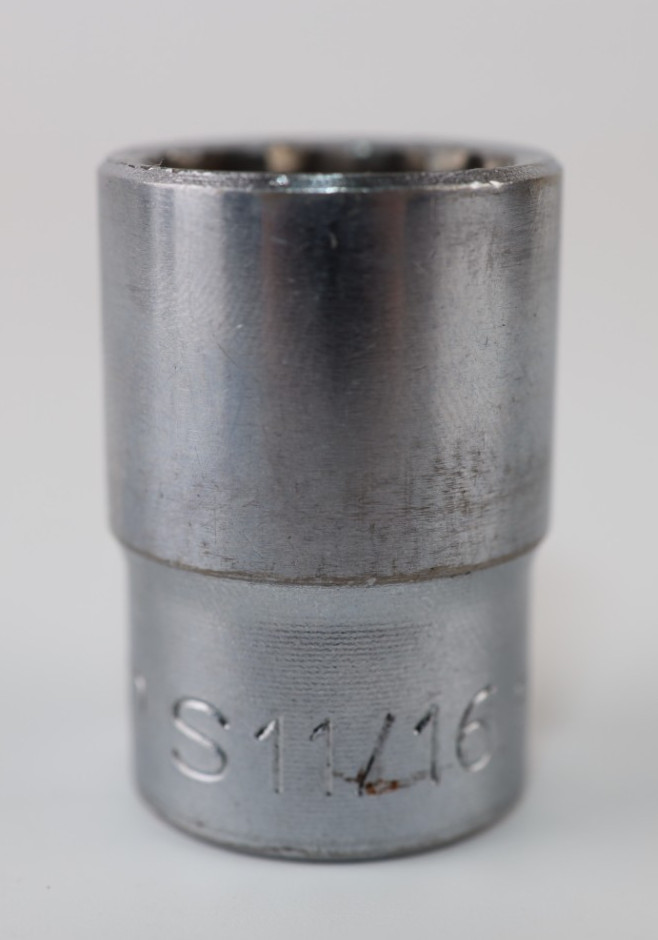 Facom 11/16″ AF Socket 1/2″ Drive 12-Point Made in France